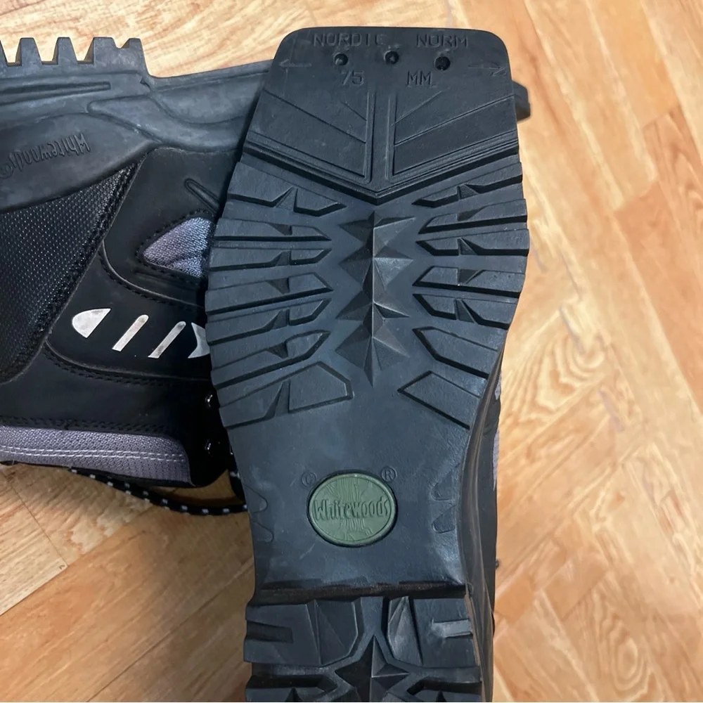 Whitewoods‎ Black and Green Cross Country Ski Boots